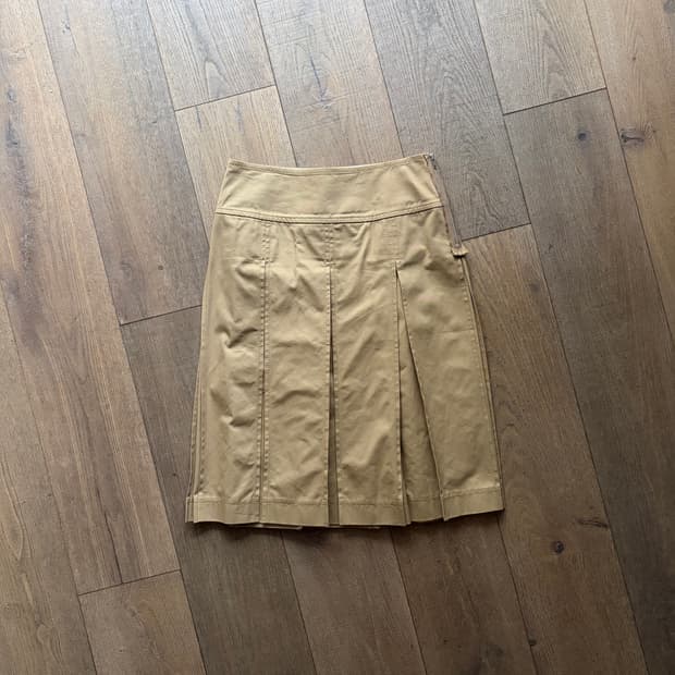 Zipper Detail Pleats Skirt