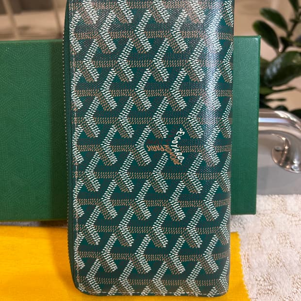 [정품/중고] 고야드 생로슈 장지갑