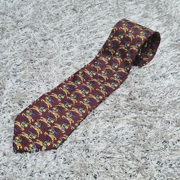 버버리Burberry 메인로고 패턴 넥타이 Free - N50

폭 :