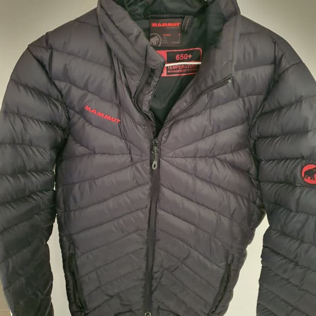 마무트 마이크로 퍼텍스 경량패딩