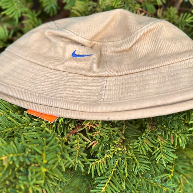 (새상품) 00s NIKE 나이키 로고 버킷햇 모자 베이지