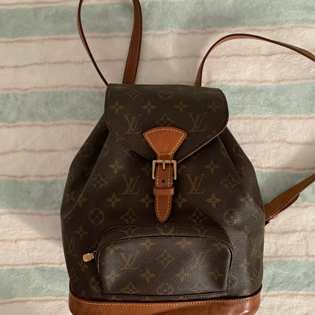 루이비통 몽수리 백팩