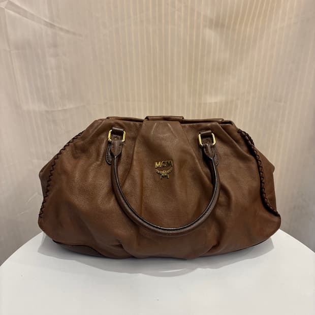 정품 MCM 가죽 토트백