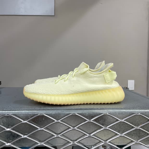 아디다스 이지 부스트 350 V2 버터 265 (gr-5734)