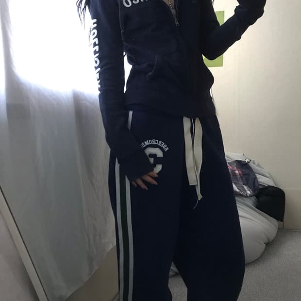 홀리스터 네이비 딱붙핏 후드집업