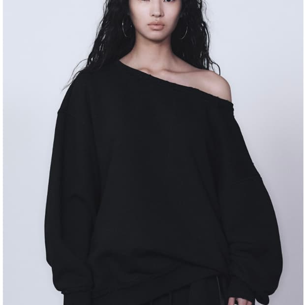 트리밍버드 Scratch Damage BoatNeck SweatShirt