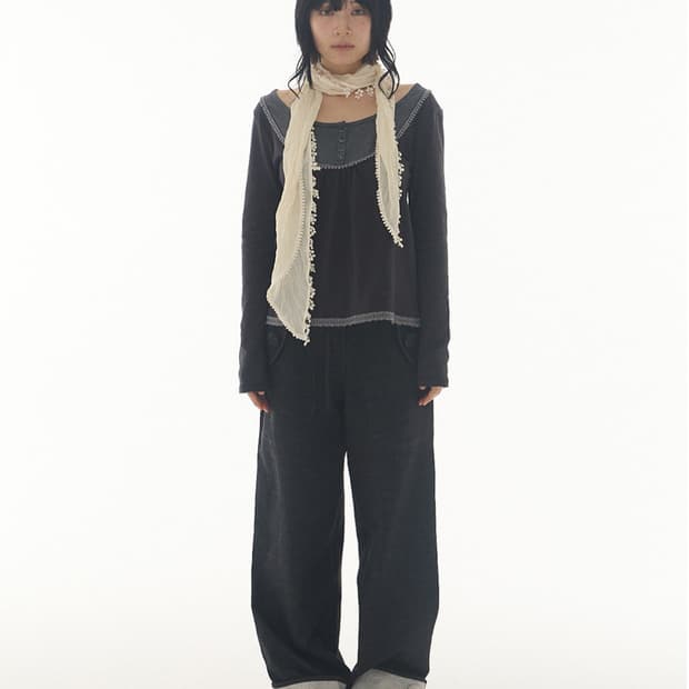 expired girl Roll-Up Button Pants 