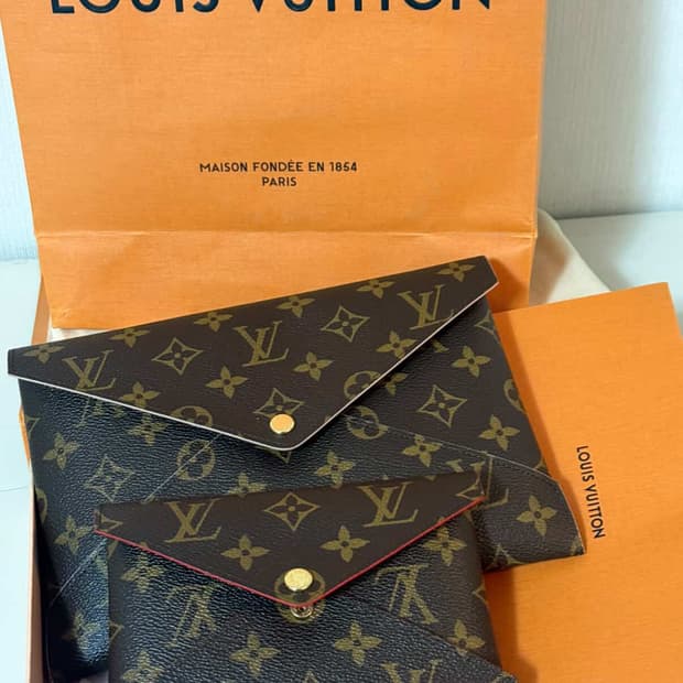 루이비통 키리가미 포쉐트 대사이즈 풀구성