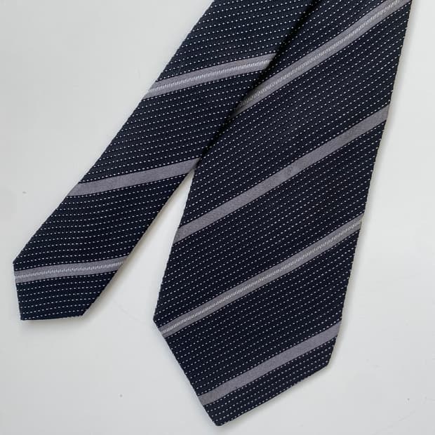 펜디 (FENDI) 스몰 FF 모노그램 정품 명품 넥타이