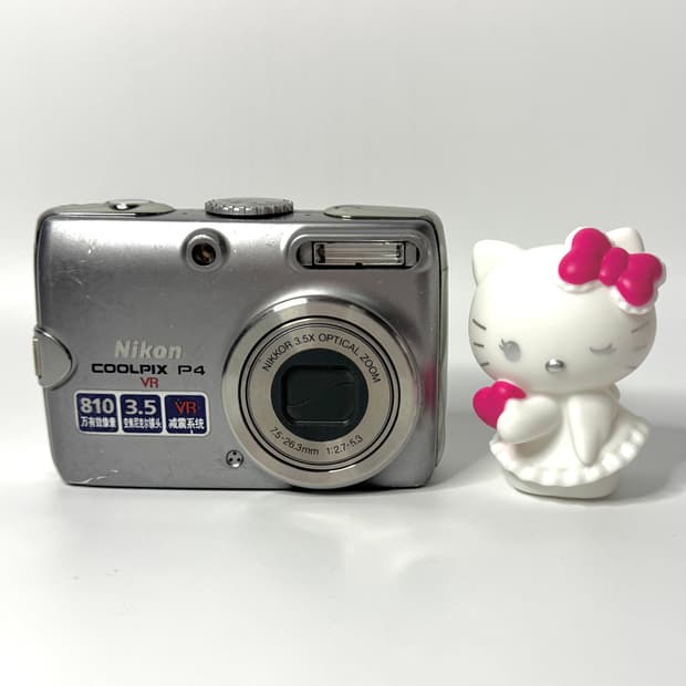 니콘 쿨픽스 p4 디카