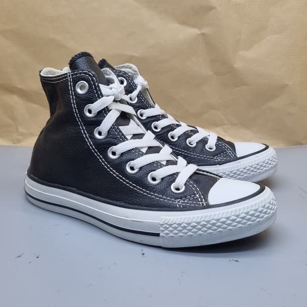 컨버스 척테일러 레더 하이탑220