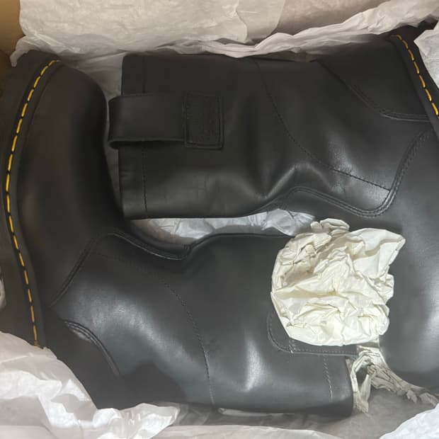 스투시 닥터마틴 블랙 부츠 새상품 260 