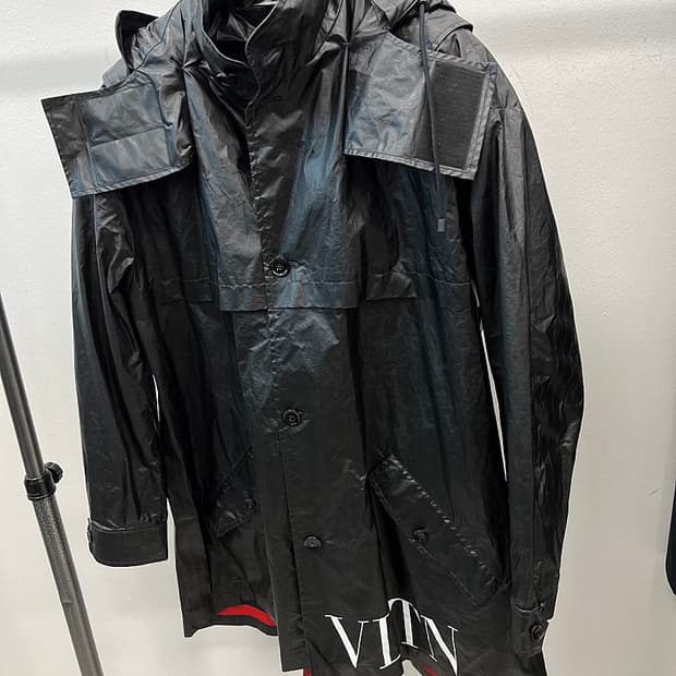 105) 발렌티노 레인 트렌치코트 