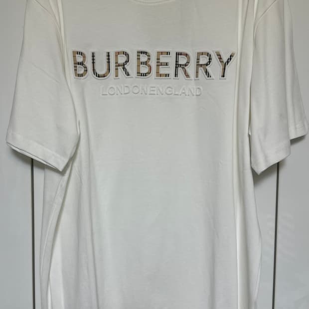 버버리 로고 프린트 반팔 티셔츠 화이트