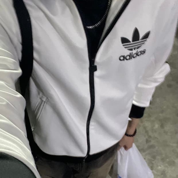 반값)아디다스 져지 화이트 공용 s 해외제품