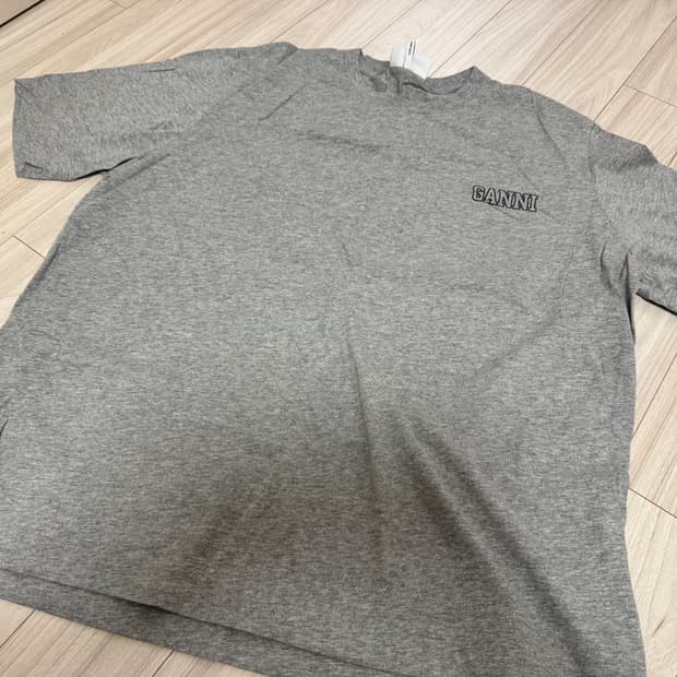 [GANNI] 로고 반팔 티셔츠