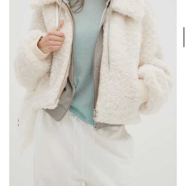 [야외착용X 새제품] 로우클래식 퍼 자켓