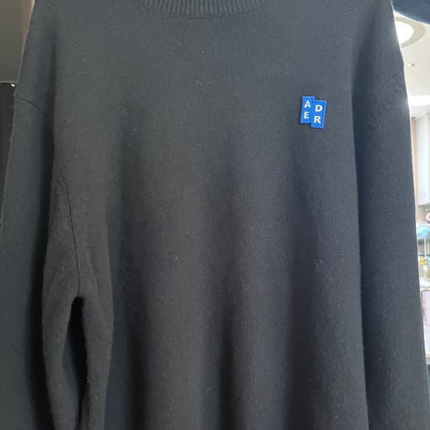 아더에러 시그니피컨트 trs 태그 니트