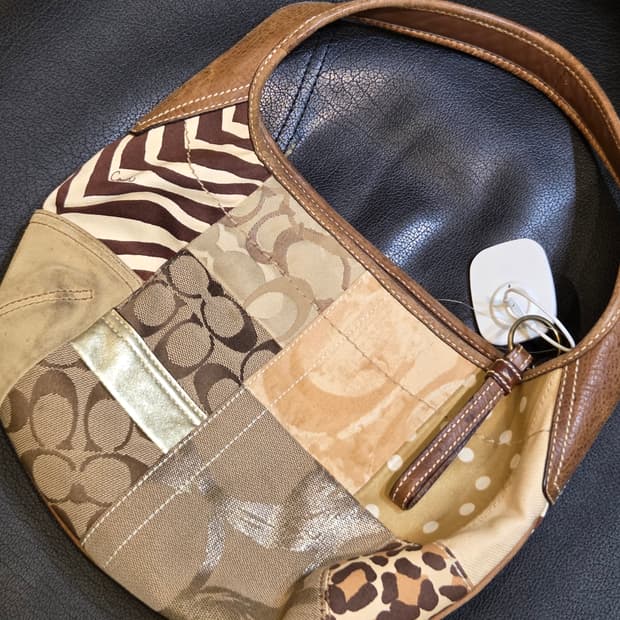 Coach 코치 레오파드 패치 토트백