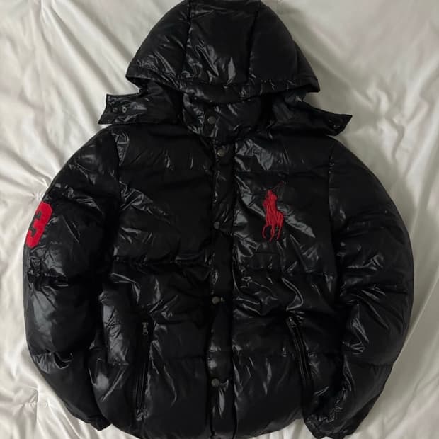 폴로 유광 패딩