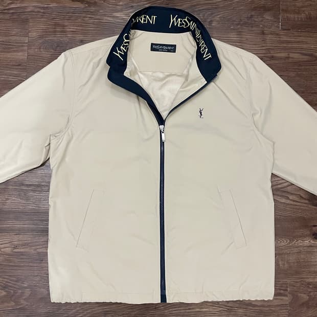 입생로랑 YSL 베이지 바람막이 자켓