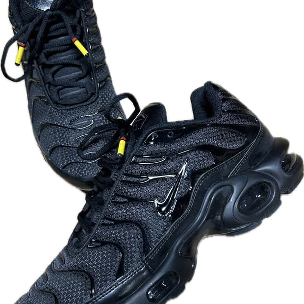 나이키 에어맥스 플러스 트리플블랙 275