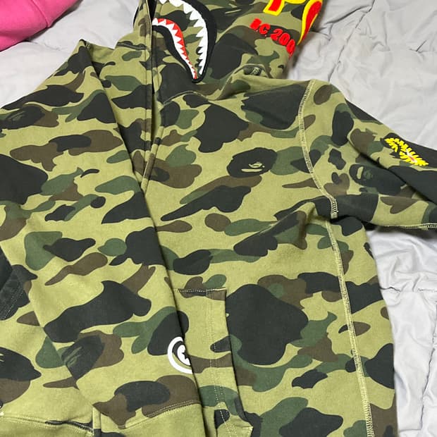 M 베이프 퍼스트 카모 샤크 풀 집 후드 아미 그린 녹계 정품