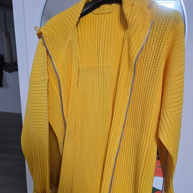 옴므플리세 메쉬후드집업