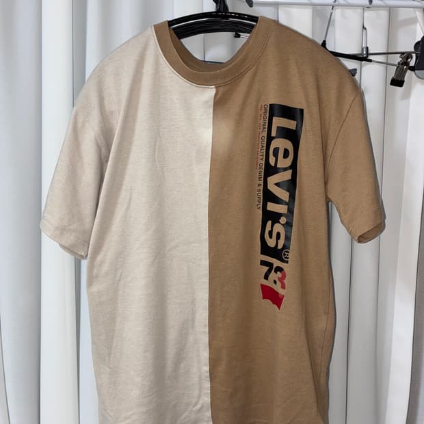 리바이스 반팔티