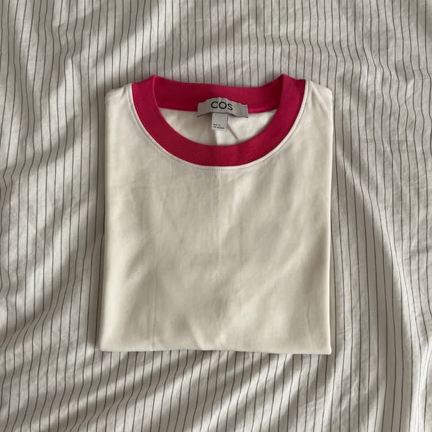 코스 COS 클린 컷 레귤러 티셔츠