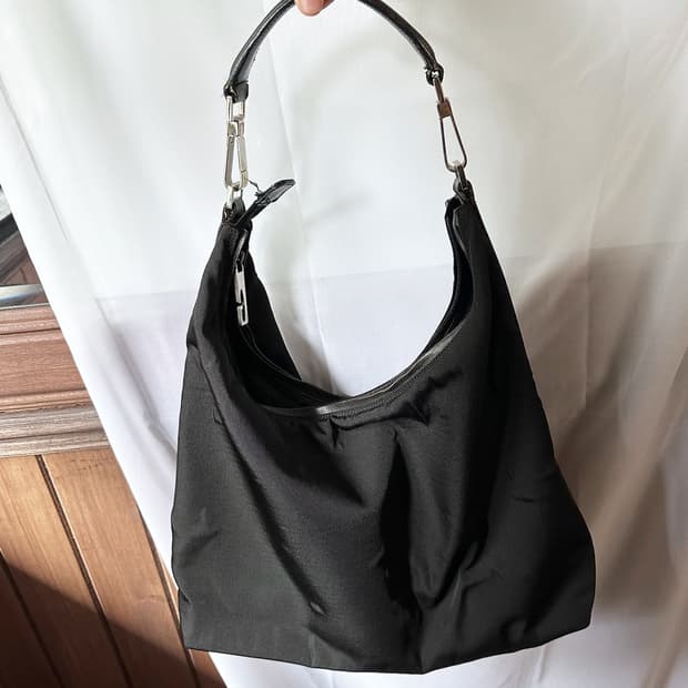 GUCCI one-shoulder nylon bag