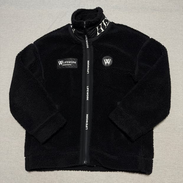 라이프워크 빅로고 플리스 자켓
