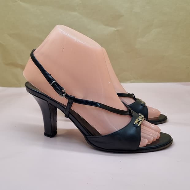 페라가모 여성샌들 235 굽8