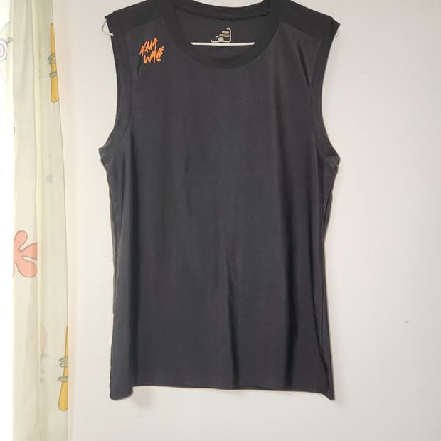 로또 아쿠아웨이브 검정 민소매티100