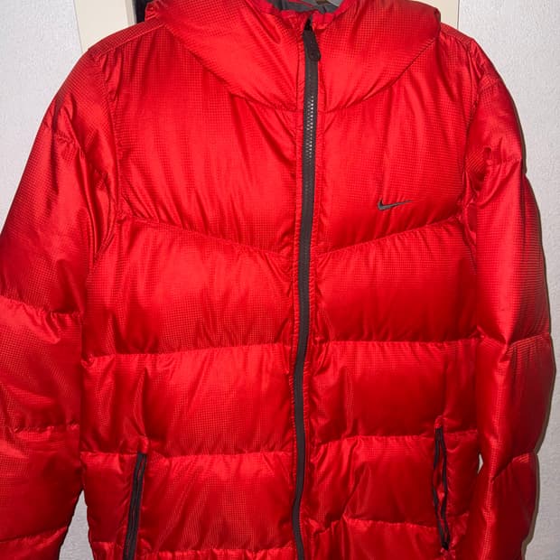 Nike 경량패딩