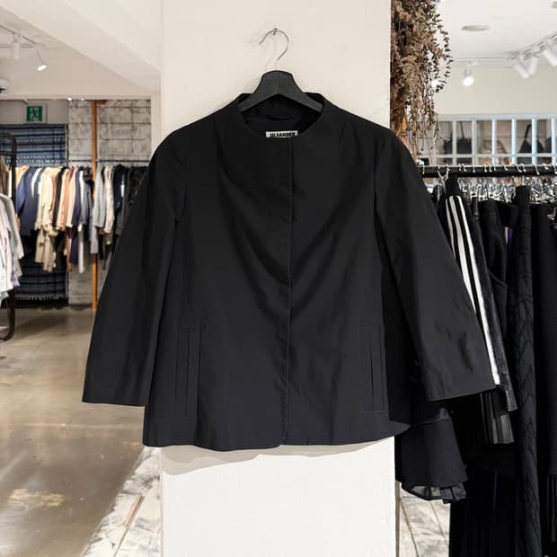 질샌더 블랙 노카라 7부 폴리 자켓