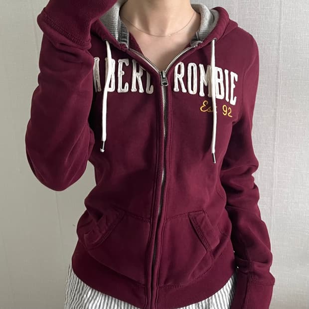 zip up hoodie