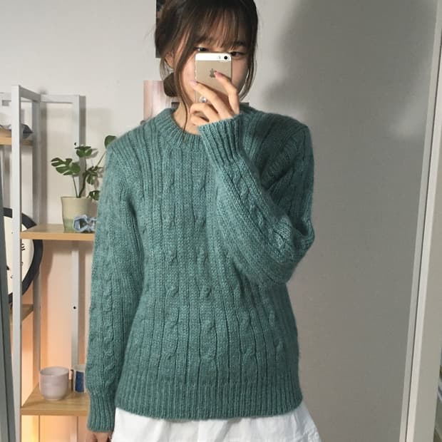 청록 꽈배기 니트