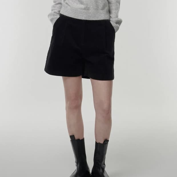 무신사 스탠다드 코듀로이 쇼츠