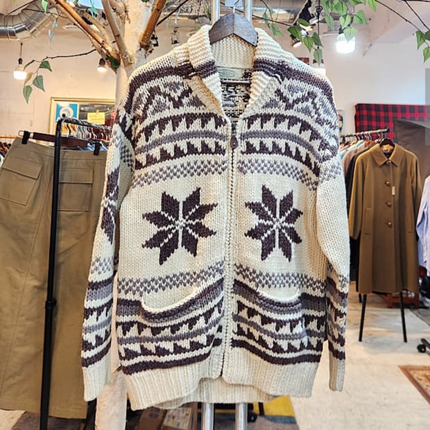 Possibility 울 블렌드 눈꽃 니트 빈티지 집업