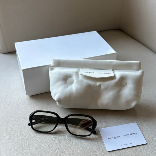 젠틀몬스터 마르지엘라 MM212 팝니다