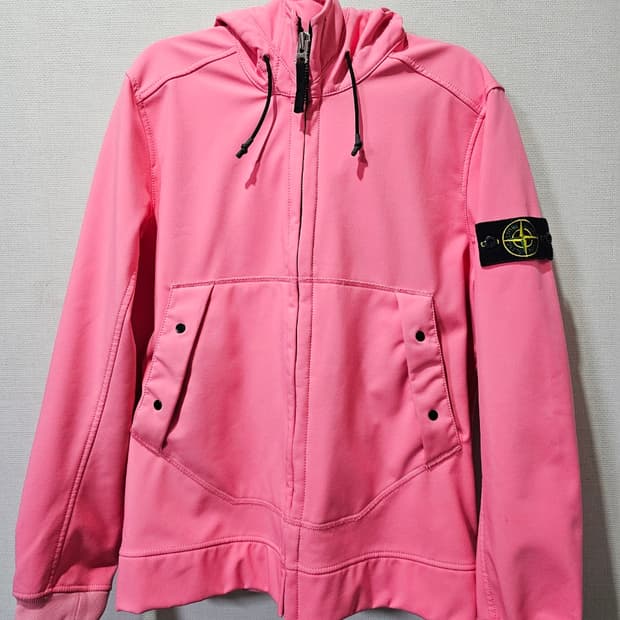 정품 스톤아일랜드 20FW 소프트쉘 후드 자켓 90 / S