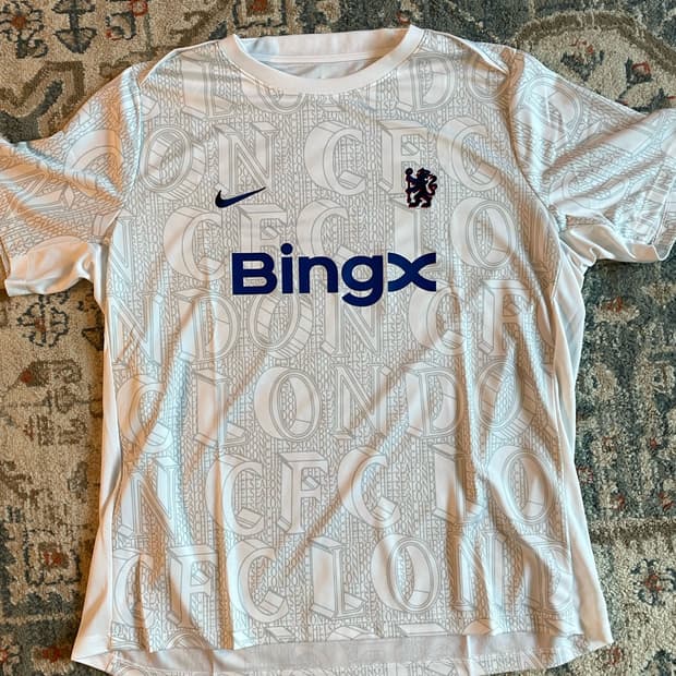 나이키 첼시 FC 아카데미 프로 드라이핏 프리매치 저지 (새제품. XXL