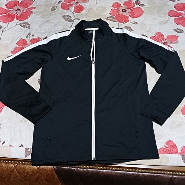 나이키 남서울대 스포츠비즈니스과 얇은저지 100 가슴53 기장73