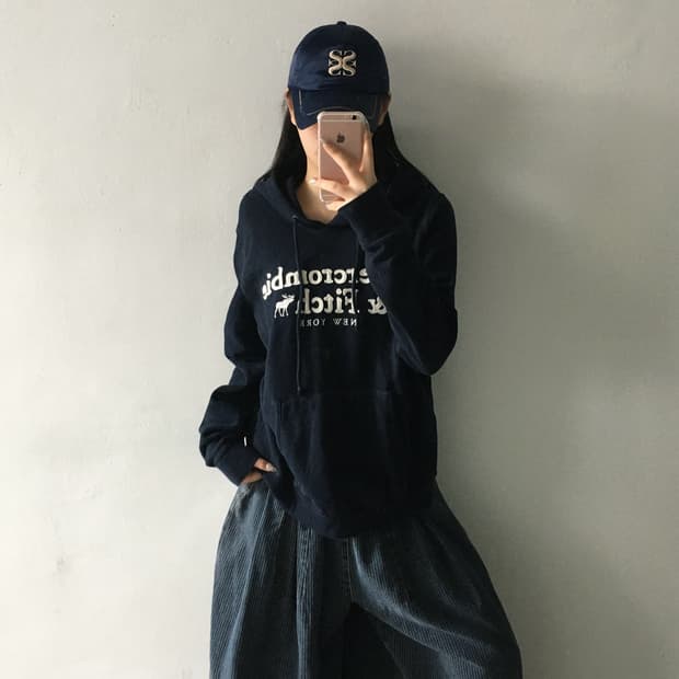 아베크롬비 자수패치 로고 후드티