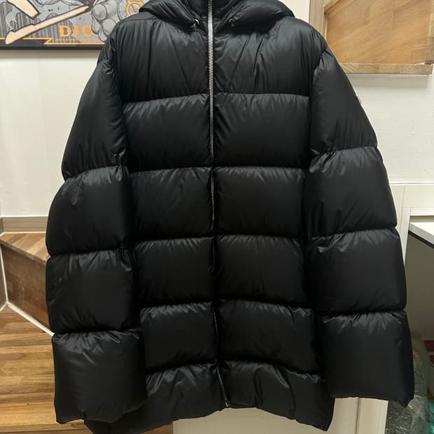 릭오웬스 x 몽클레어 24FW cyclopic 푸퍼자켓