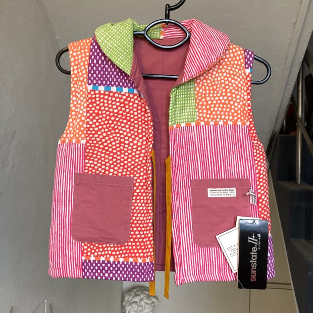 *KIDS* 패턴 패딩 베스트