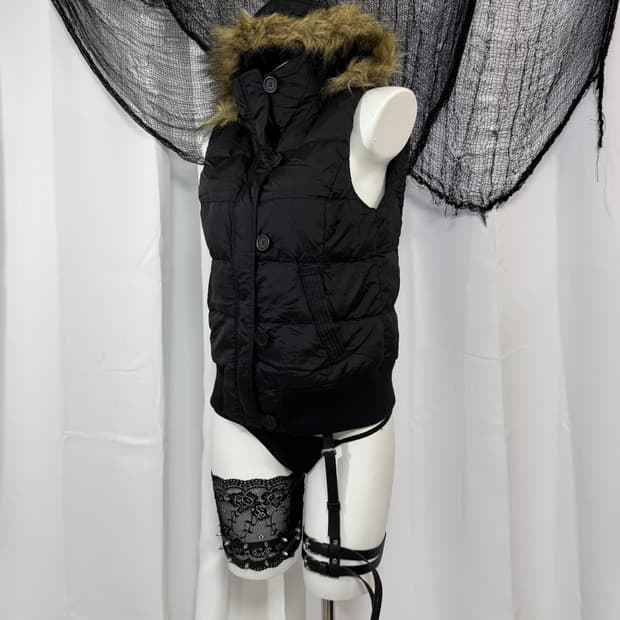 fur padding vest