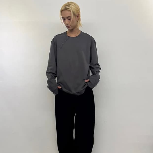 [3] 미세키서울 맨 헨리넥 롱슬리브 차콜