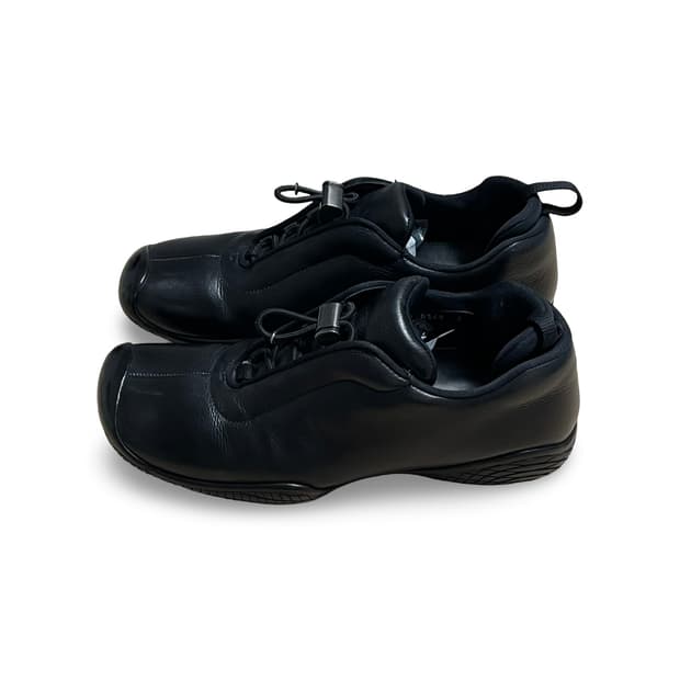 프라다 스포츠 레더 스니커즈